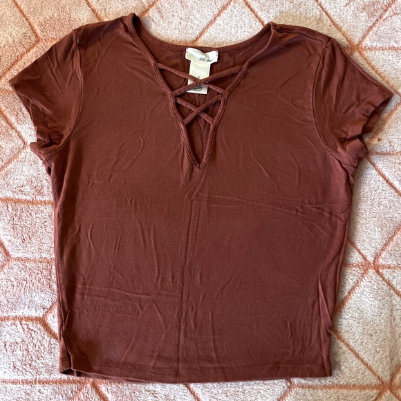 Burnt orange lattice capped sleeve cropped top - Picture 1 of 4